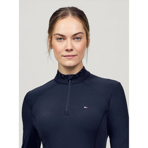 Tommy Hilfiger Winter Baselayer für Damen in Schwarz mit halbem Reißverschluss und Logo auf der Brust, ideal als Oberbekleidung für Winter 2026.