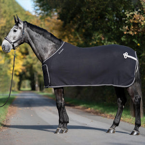 KAVALKADE Fleece-Abschwitzdecke mit Brustschutz (abnehmbar)