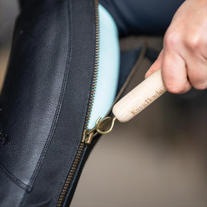Kavalkade Reißverschlusshilfe bei shop.reitsport-loew.de
