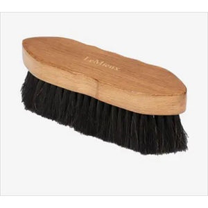 LeMieux Bürste Artisan Combi mit ergonomischem Holzgriff und dichten schwarzen Borsten, ideal für Pferdepflege in der Kategorie Wurzelbürsten & Co.