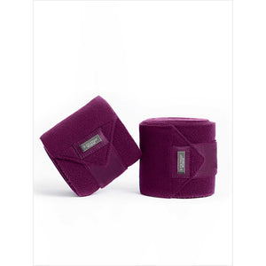 Equestrian Stockholm Bandagen - 4er Satz in Dunkelviolett mit weißem Rand, aus Fleece, ideal für Pferdebeine. Passend zur Purple White Edge Kollektion.