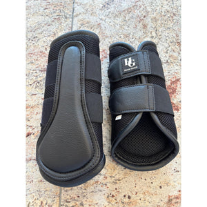 Horse Guard Mesh Gamaschen Timothy in Schwarz mit atmungsaktivem 3D-Mesh und Dreifach-Klettverschluss für optimalen Beinschutz im Sommer 2025.