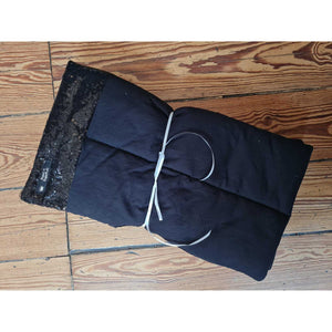 Bandagierunterlagen Pferde 2er-Set - Royal H. Unterlagen in Schwarz mit schwarzen Pailletten, handgefertigt, 45x50 cm, eleganter Beinschutz für Pferde.