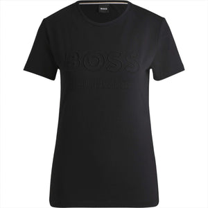 Schwarzes BOSS Shirt Damen T-Shirt Maya mit dezentem Logo-Stick auf der Brust. Perfekt für Freizeitlooks und maschinenwaschbar.
