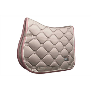 Elegante Equestrian Stockholm Schabracke Desert Rose mit anatomischem Schnitt. Perfekt für Dressursättel, Teil der Desert Rose Kollektion.