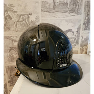 Kep Reithelm Cromo Smart Polish Polo mit Polo-Schirm, Begurtung beige bei shop.reitsport-loew.de