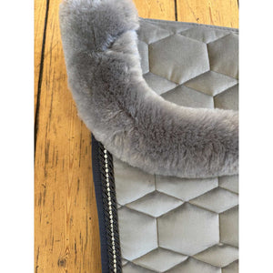 Mattes Schabracke Crystal Lammfell Samt grau mit Crystal
