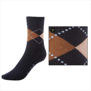 Kavalkade kurze Reitsocken in Schwarz mit braunem Argyle-Muster. Atmungsaktive Baumwollsocken mit verstärktem Fußbett für Reiter.