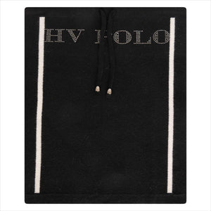 HV Polo Loop Schal Alice in Schwarz mit weißen Streifen und Strass-Logo, ideal für stilvolle Winteroutfits. Hochwertiger Strickschal für Reiterinnen.