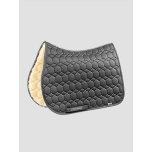 Equiline Schabracke Kunstfell - Basic Collection in Grau mit ergonomischer Form und atmungsaktiver Kunstfellunterlage für Pferdekomfort.