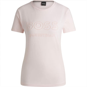 BOSS Shirt Damen T-Shirt Maya in Rosa mit BOSS Logo-Stickerei. Aus 95% Baumwolle, ideal für Reiterinnen und Sommermode 2025.