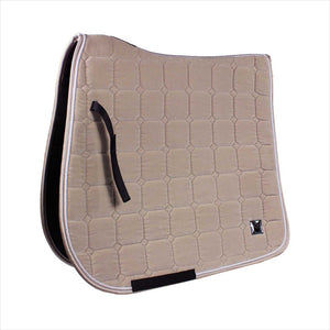 Samtige Equest Schabracke Velvet Chess Ocean Sport in Beige mit rutschfestem Sitz und Fellschutz, perfekt für Pferdesport und Training.