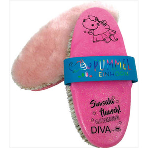 HAAS Pferdebürste Pummelfee Diva mit rosa Lamfell und weißem Rosshaar für glänzendes Finish bei der Pferdepflege. Ideal für Einhorn-Fans.