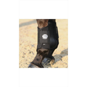 Schwarze Kavalkade Gamaschen Softy vorn mit Neoprenpolsterung und stabilem Sehnenschutz für Pferdebeine. Ideal für Training und Turnier, waschbar bis 40°C.