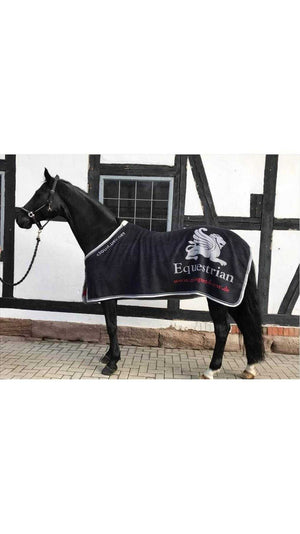 Equest Dralondecke - Wärmespeichernd kaufen: Flauschige Dralondecke mit Equest-Logo, schützt das Pferd vor Auskühlung nach dem Training.